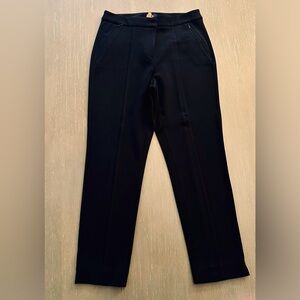 WHBM Slim black ankle pants. Size 6. Heavyweight & stretchy. Zipped pockets.